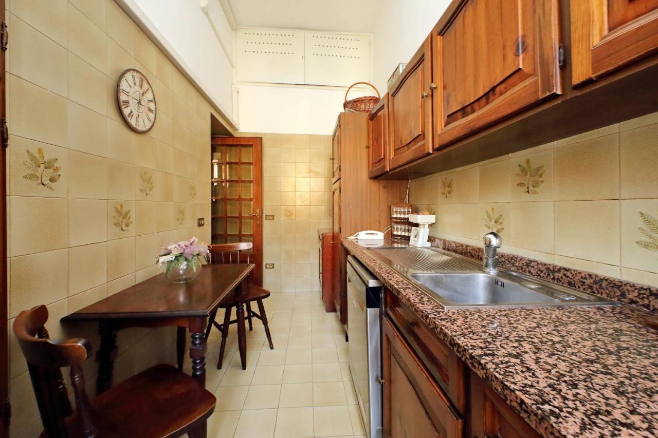 Luxury Domus Amadora Apartment Рим Екстериор снимка
